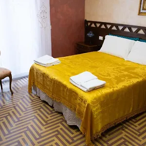 https://bnb-dolce-noemi.taorminaitalyhotels.com